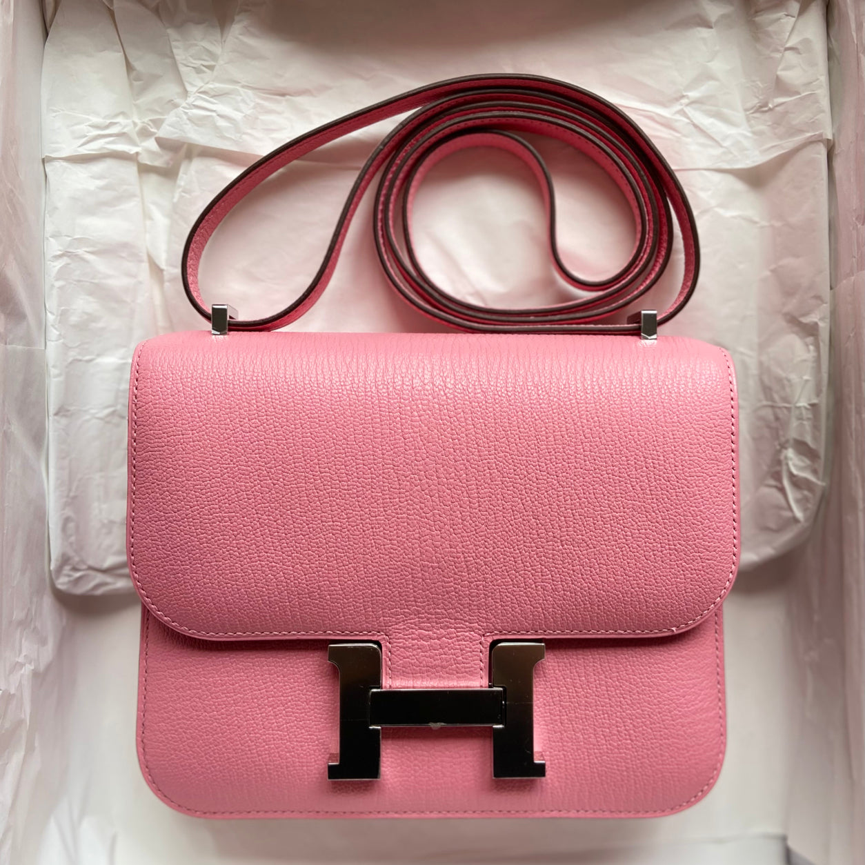 Hermes Constance 18cm Verso Rose Confetti/Sanguine Chevre PHW
