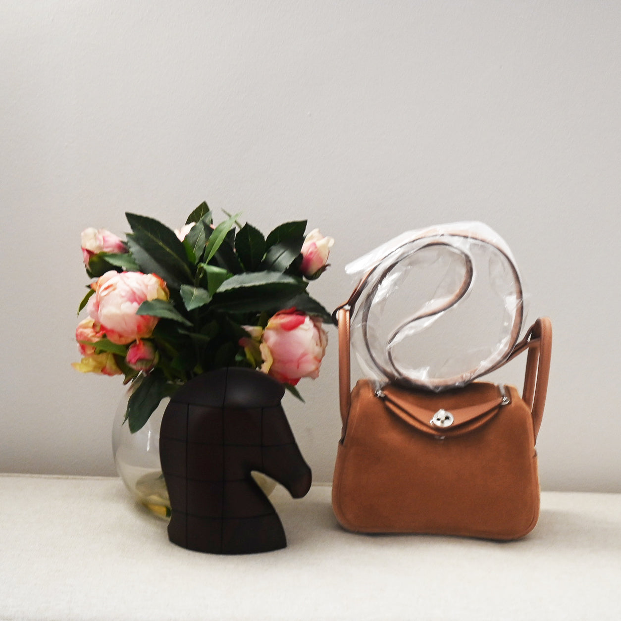 Hermès Lindy 20cm Gold Grizzly/Swift PHW