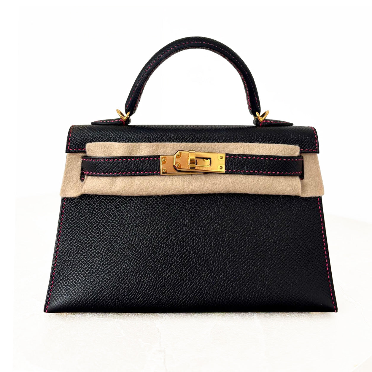 Hermès Kelly 20cm Black HSS Epsom & Rose Shocking Stitching GHW
