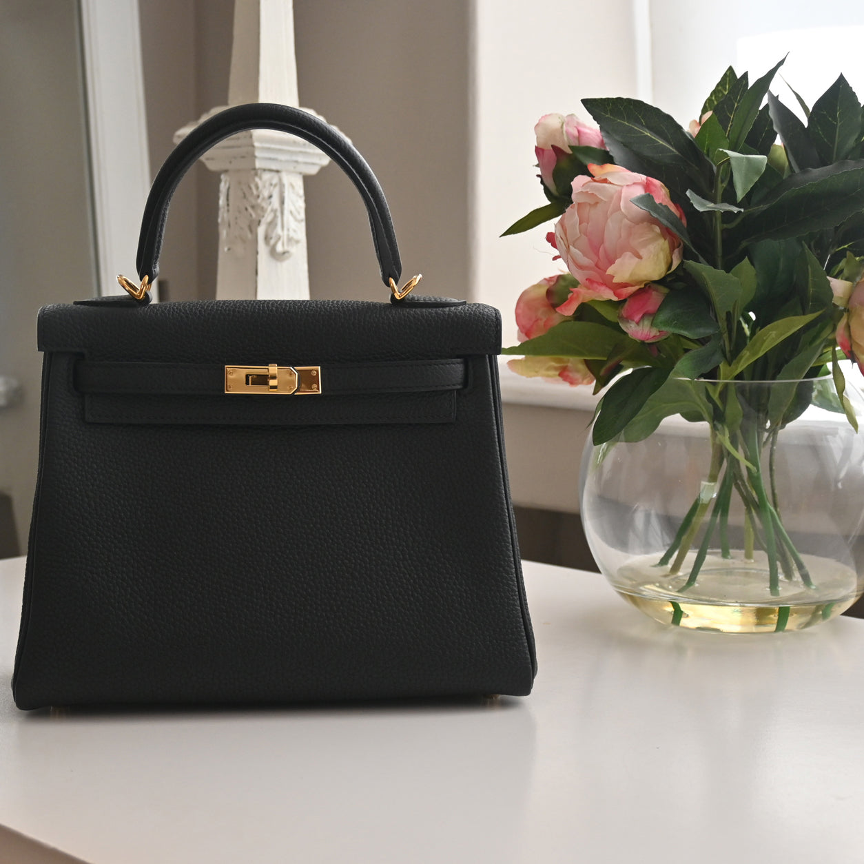 Hermès Kelly 25cm Black Togo GHW