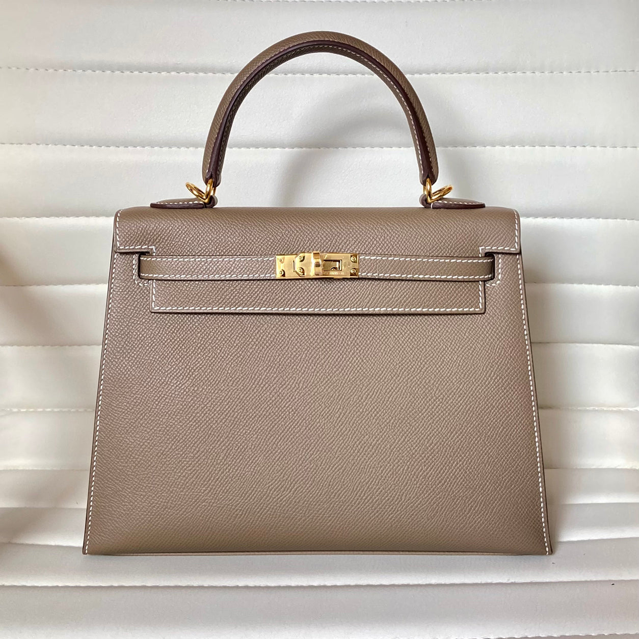 Hermès Kelly 25cm Etoupe Epsom GHW