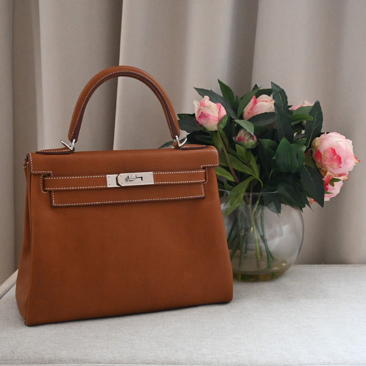 Hermès Kelly 28cm Fauve Barenia PHW