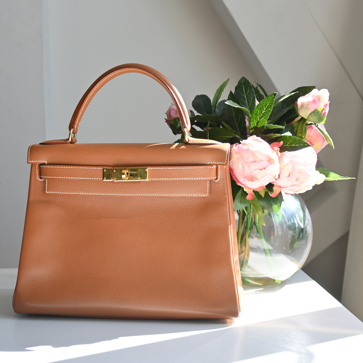 Hermes Kelly 28cm Gold Epsom GHW - Preloved