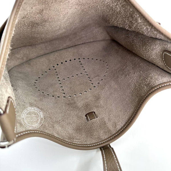 Hermès Evelyne 29cm Etoupe Clemence PHW