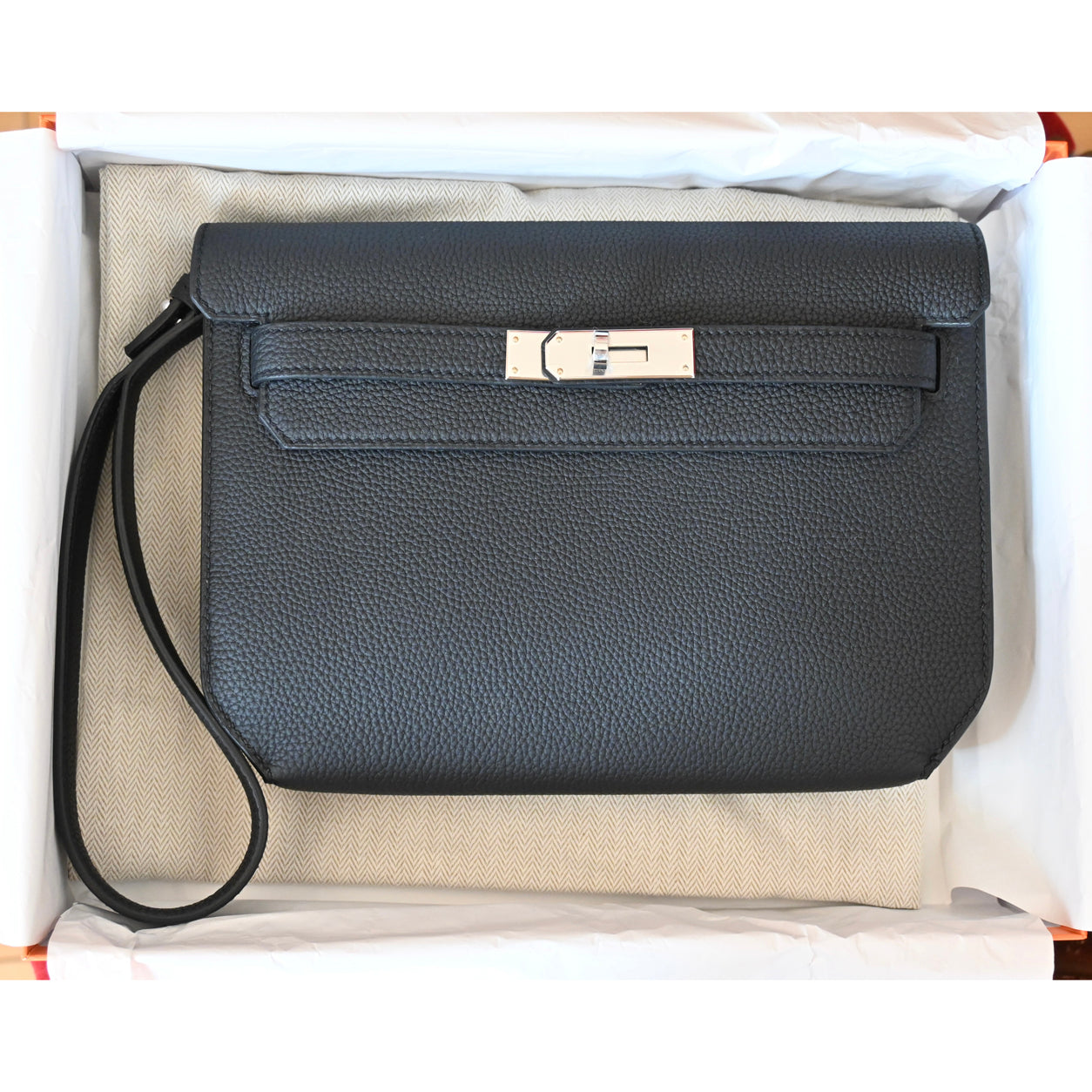 Hermès Kelly 25cm Depeche Black Togo PHW