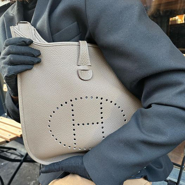 Hermès Evelyne 29cm Etoupe Clemence PHW