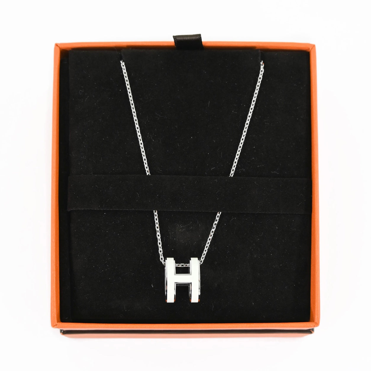 Hermès Pop H Necklace. White/Silver