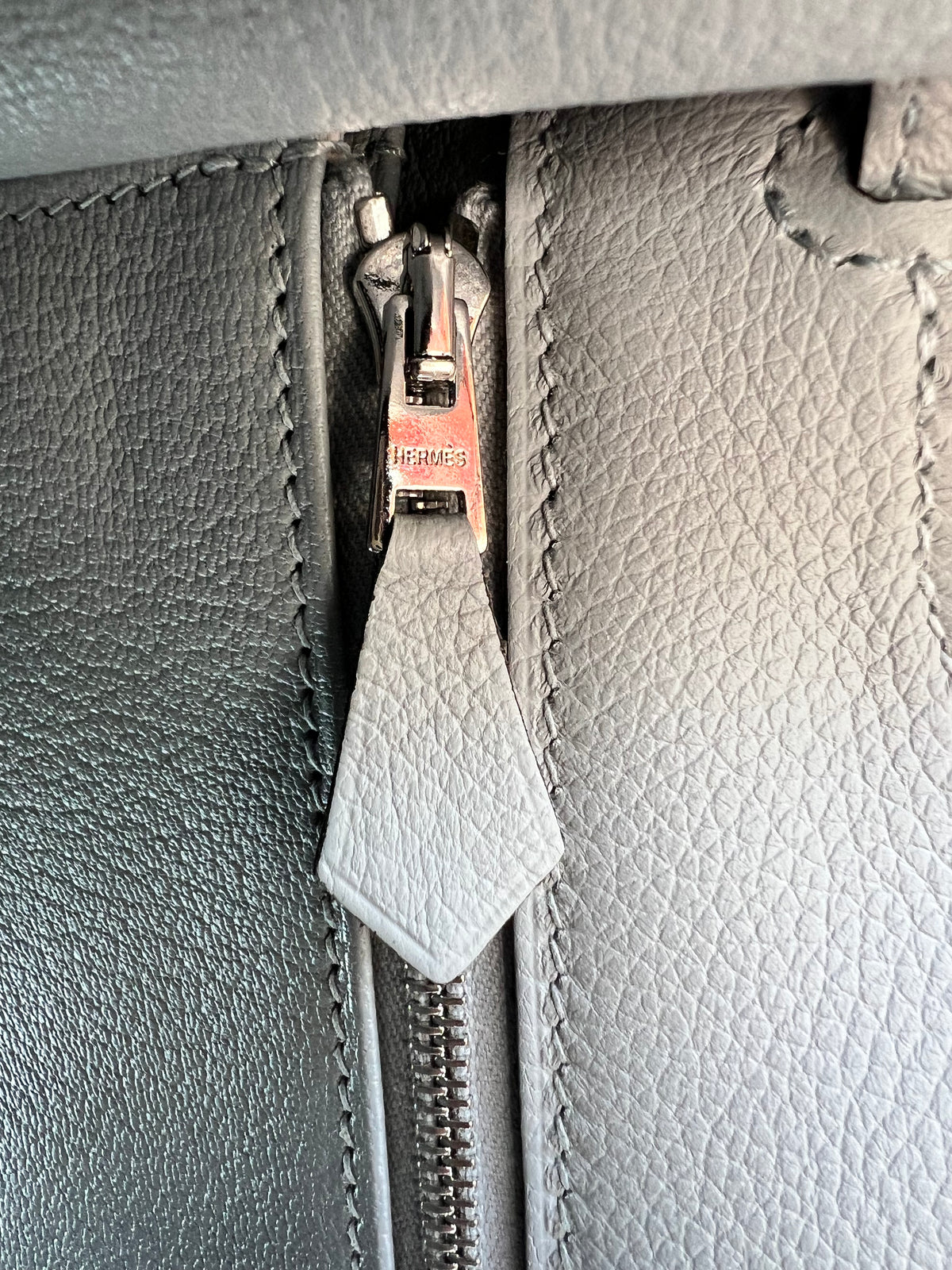 Zip close-up