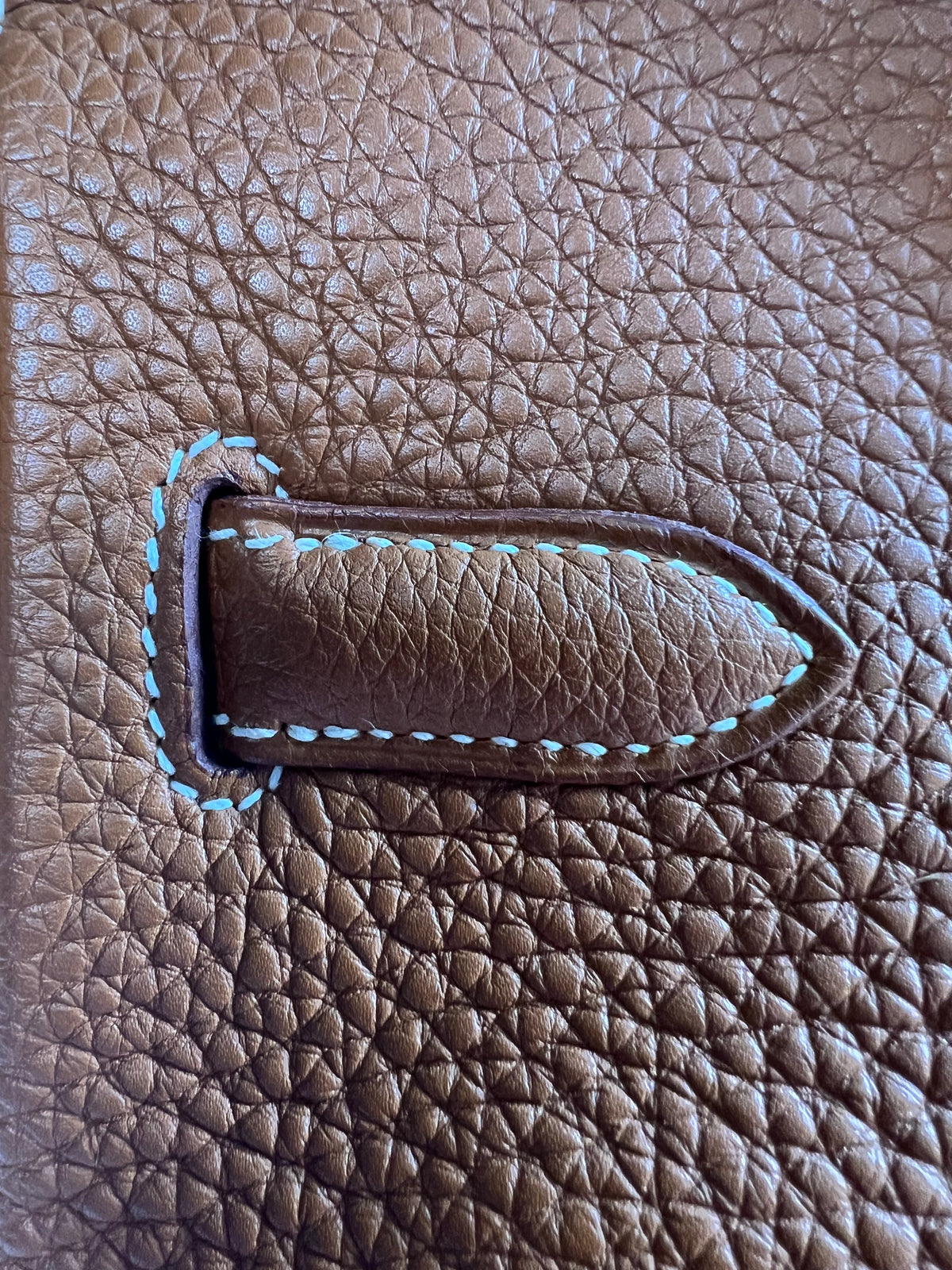 Left strap join, from the back