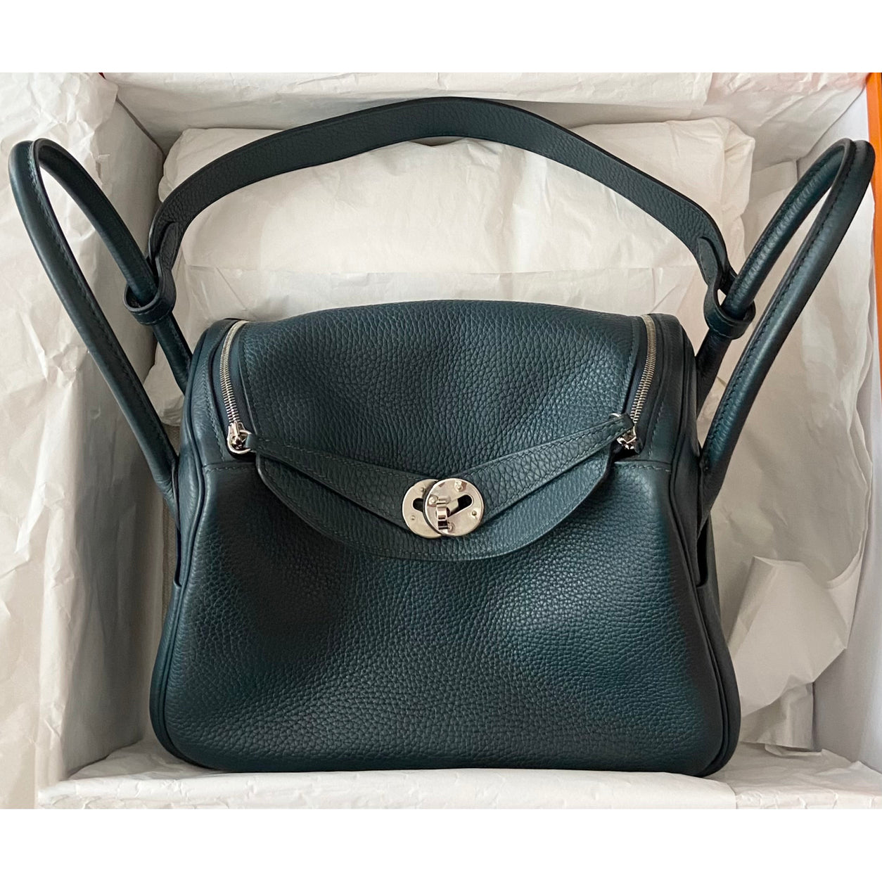 Hermès Lindy 26cm Vert Bosphore Clemence PHW - Preloved