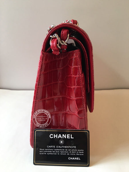 Chanel 2.55 Jumbo in Red. Shiny Alligator - Preloved