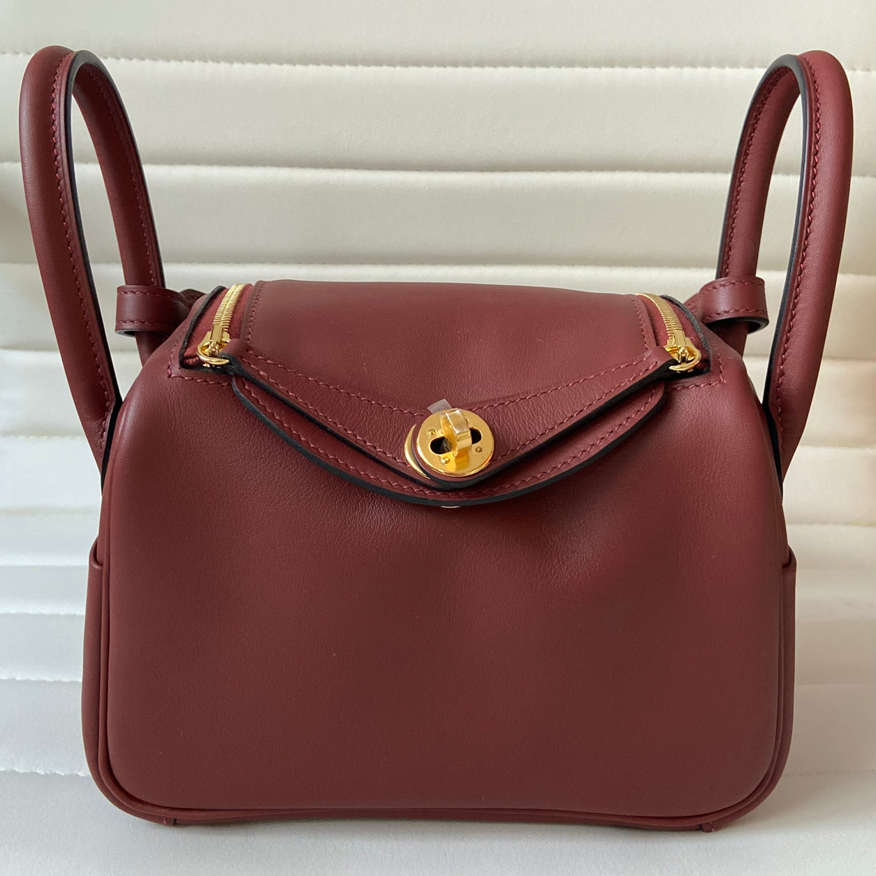 Hermès Lindy 20cm Rouge H Swift GHW
