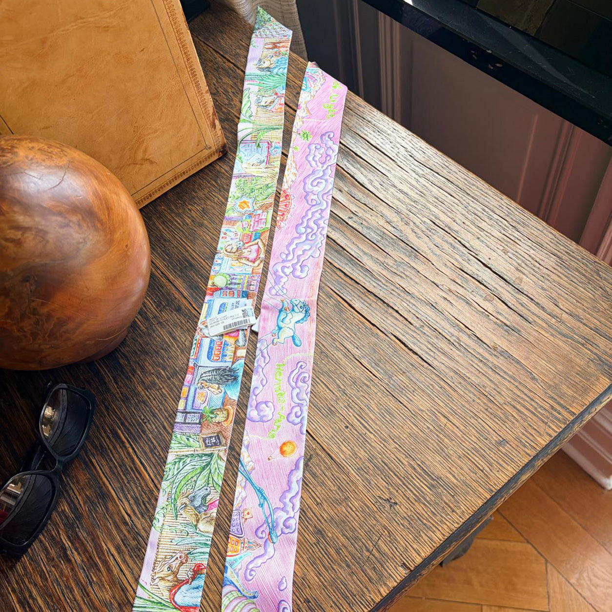 Hermès Twilly City of Light. Rose/Violet/Multi