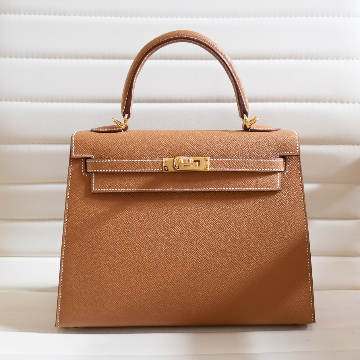 Hermès Kelly 25cm Gold Epsom GHW