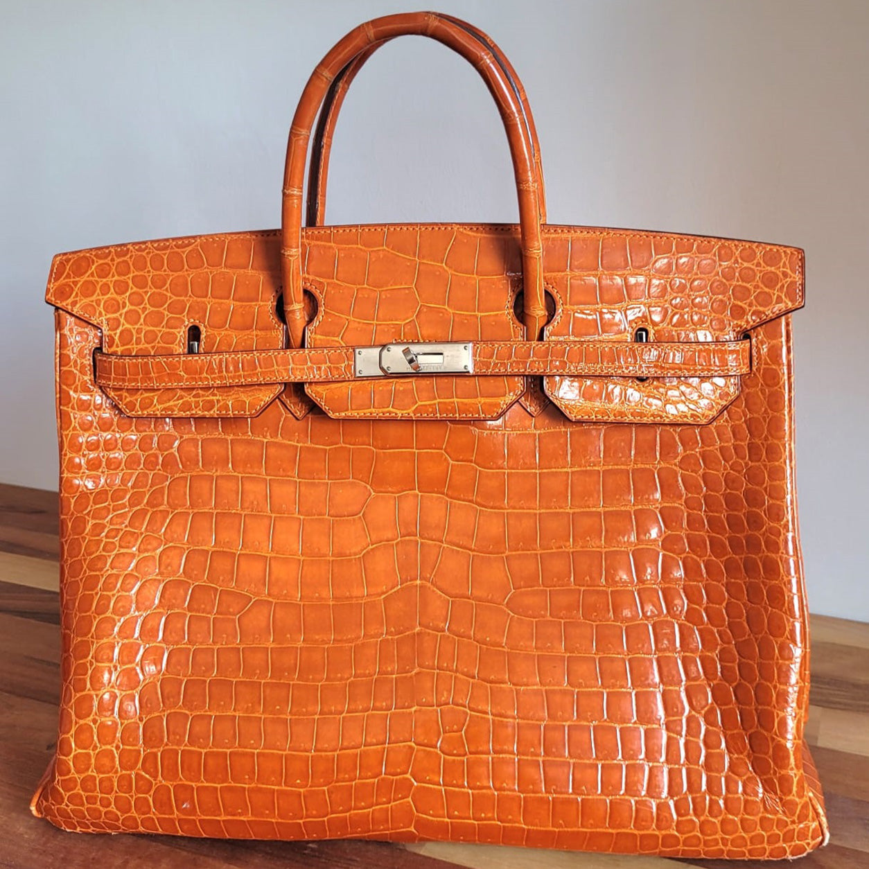 Hermès Birkin 40cm Pain d'Epice Shiny Croc PHW - Preloved
