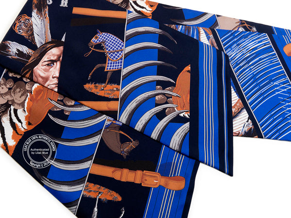 Hermès Maxi Twilly Carré en Carrés. Marine, Klein Blue, Brun
