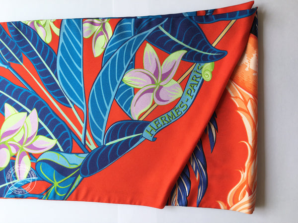 Hermès Maxi Twilly Flamingo Party. Rouge, Bleu & Vert